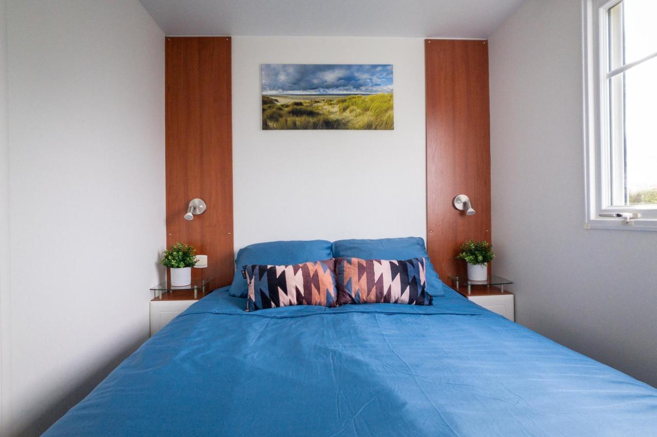 Knus En Modern Ingericht Chalet Met Gratis Wifi Villa Tzummarum Exterior photo